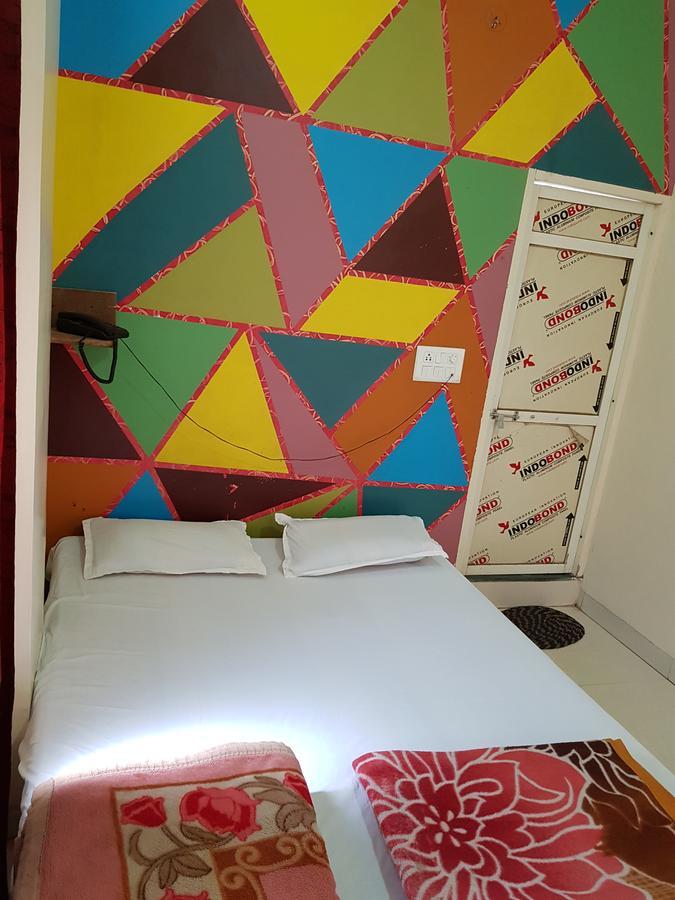 Hotel Shri Radhe Krishna Godarpura Zewnętrze zdjęcie