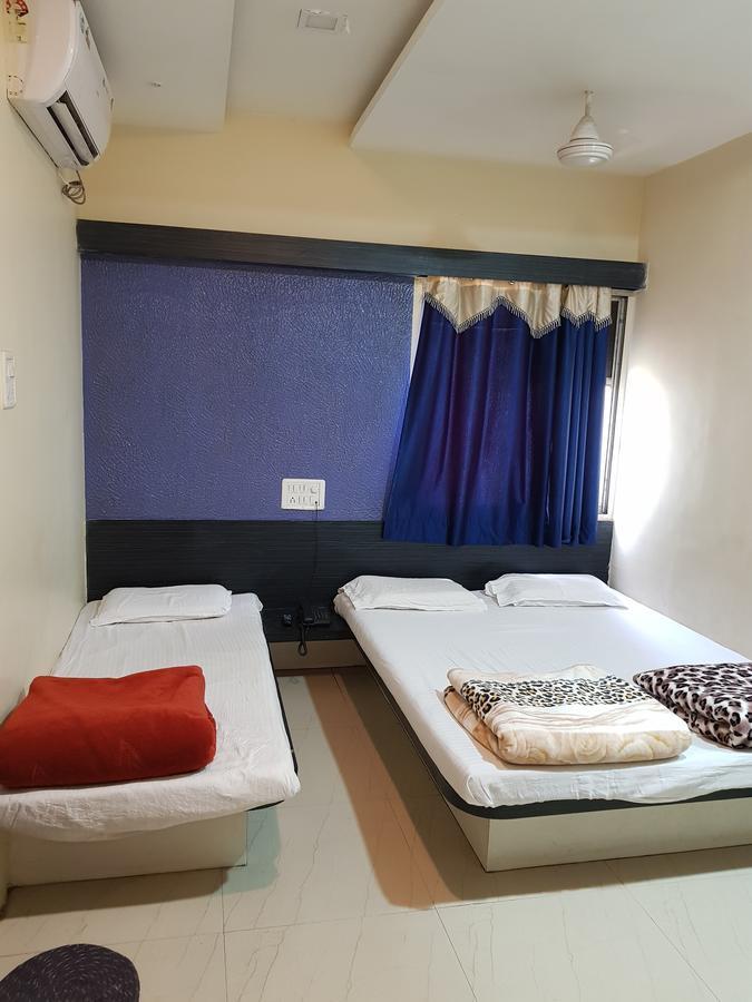 Hotel Shri Radhe Krishna Godarpura Zewnętrze zdjęcie